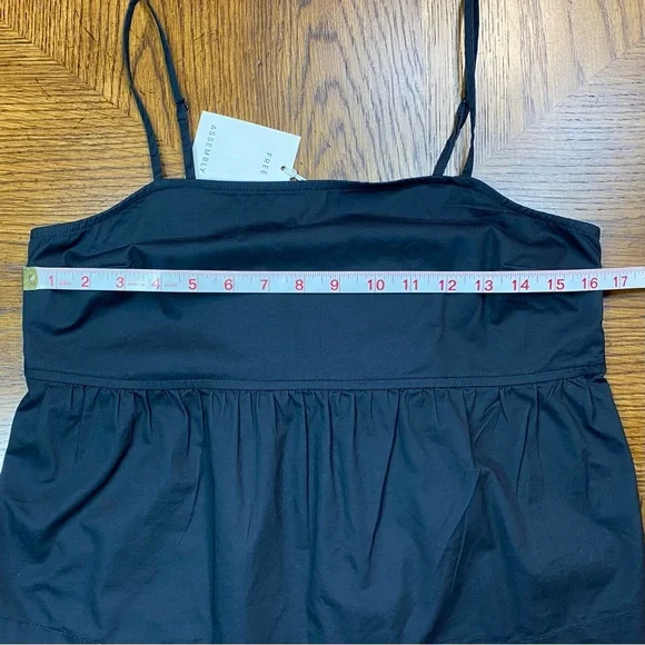 Free Assembly Women's Black Woven Seamed Cami Top
Size S - Picture 5 of 11